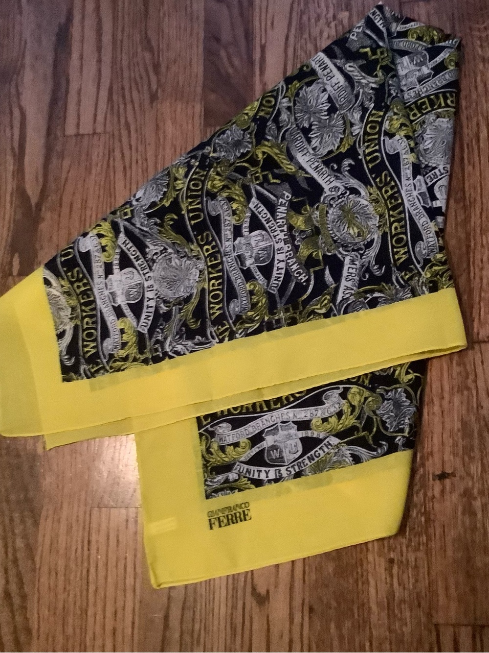 Gianfranco Ferre Scarf
